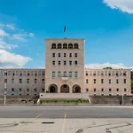 Cozy Flat Near Air Albania Stadium 1 *