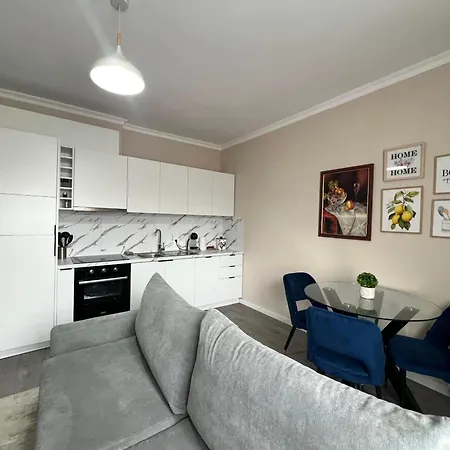 Cozy Flat Near Air Albania Stadium 1