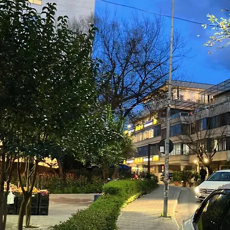 Lejlighed Cozy Flat Near Air Albania Stadium 1