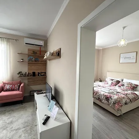 Cozy Flat Near Air Albania Stadium 1 Lejlighed Tirana
